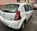 Білий Дачія Sandero, об'ємом двигуна 1.2 л та пробігом 247 тис. км за 2600 $, фото 2 на Automoto.ua
