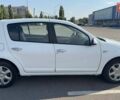 Білий Дачія Sandero, об'ємом двигуна 1.4 л та пробігом 140 тис. км за 4200 $, фото 8 на Automoto.ua