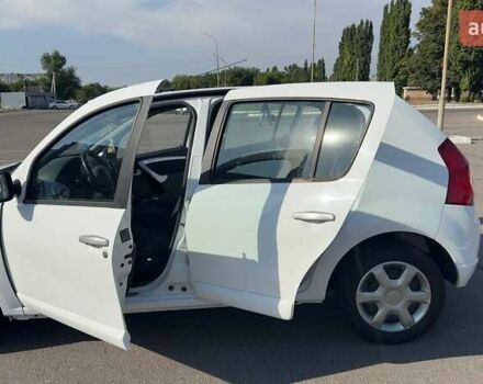 Білий Дачія Sandero, об'ємом двигуна 1.4 л та пробігом 140 тис. км за 4200 $, фото 7 на Automoto.ua