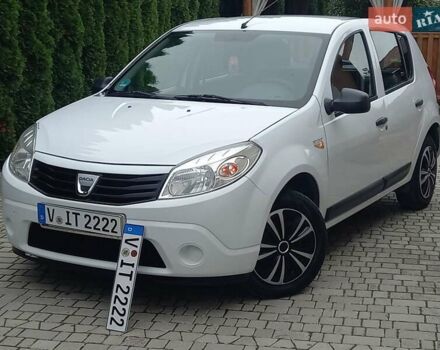 Білий Дачія Sandero, об'ємом двигуна 1.2 л та пробігом 160 тис. км за 4299 $, фото 5 на Automoto.ua