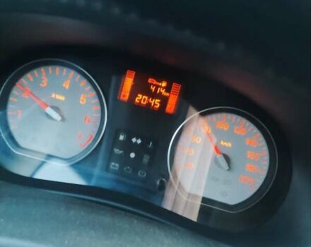 Белый Дачия Сандеро, объемом двигателя 1.6 л и пробегом 185 тыс. км за 4700 $, фото 2 на Automoto.ua