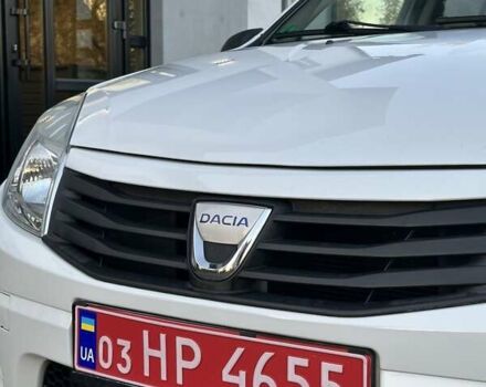 Дачия Сандеро 2009 в Любешов на Automoto.ua Белый Дачия Сандеро, объемом двигателя 1.4 л и пробегом 107 тыс. км за 4550 $, фото 10 на Automoto.ua