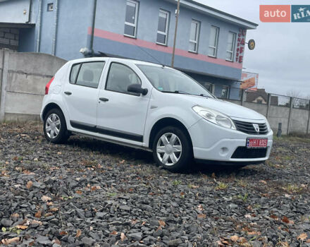 Белый Дачия Сандеро, объемом двигателя 1.2 л и пробегом 184 тыс. км за 4400 $, фото 4 на Automoto.ua