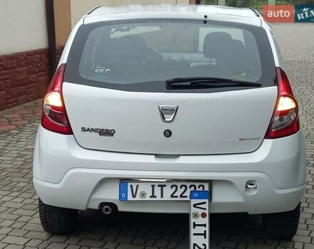 Білий Дачія Sandero, об'ємом двигуна 1.2 л та пробігом 160 тис. км за 4299 $, фото 35 на Automoto.ua