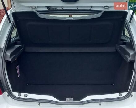 Білий Дачія Sandero, об'ємом двигуна 1.2 л та пробігом 160 тис. км за 4299 $, фото 55 на Automoto.ua