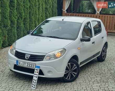 Білий Дачія Sandero, об'ємом двигуна 1.2 л та пробігом 160 тис. км за 4299 $, фото 11 на Automoto.ua
