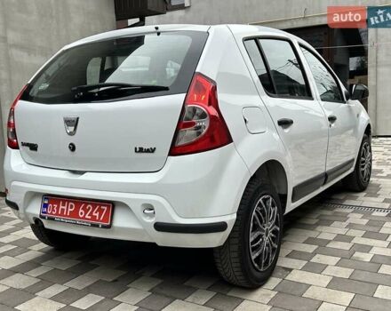 Белый Дачия Сандеро, объемом двигателя 1.2 л и пробегом 187 тыс. км за 4200 $, фото 9 на Automoto.ua
