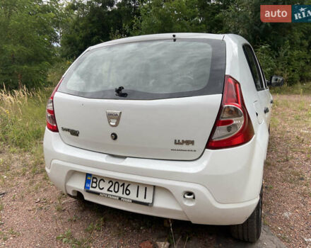 Білий Дачія Sandero, об'ємом двигуна 1.39 л та пробігом 225 тис. км за 3200 $, фото 7 на Automoto.ua
