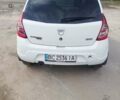 Белый Дачия Сандеро, объемом двигателя 1.6 л и пробегом 245 тыс. км за 3700 $, фото 1 на Automoto.ua