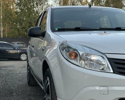 Дачия Сандеро 2009 в Любешов на Automoto.ua Белый Дачия Сандеро, объемом двигателя 1.4 л и пробегом 107 тыс. км за 4550 $, фото 8 на Automoto.ua