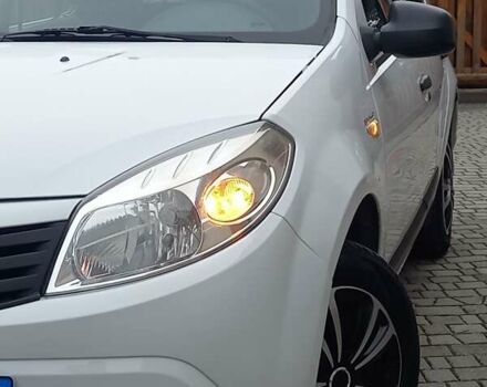 Білий Дачія Sandero, об'ємом двигуна 1.2 л та пробігом 160 тис. км за 4299 $, фото 1 на Automoto.ua