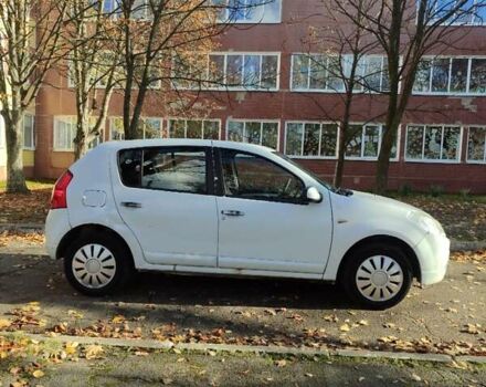 Дачия Сандеро 2009 в Днепре (Днепропетровске) на Automoto.ua Белый Дачия Сандеро, объемом двигателя 1.39 л и пробегом 275 тыс. км за 3700 $, фото 7 на Automoto.ua