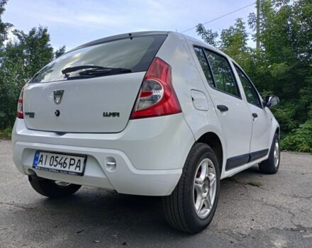 Білий Дачія Sandero, об'ємом двигуна 1.4 л та пробігом 139 тис. км за 4350 $, фото 4 на Automoto.ua