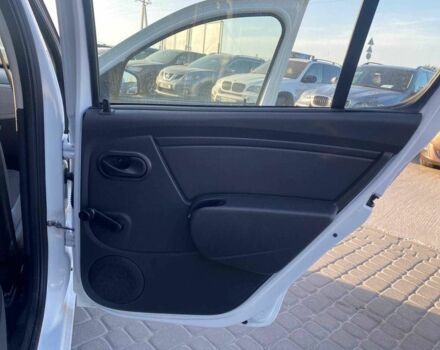 Белый Дачия Сандеро, объемом двигателя 1.2 л и пробегом 133 тыс. км за 4940 $, фото 20 на Automoto.ua