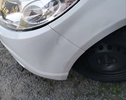 Білий Дачія Sandero, об'ємом двигуна 1.39 л та пробігом 138 тис. км за 3700 $, фото 5 на Automoto.ua