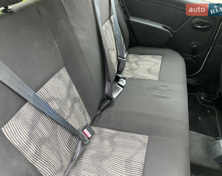 Белый Дачия Сандеро, объемом двигателя 1.39 л и пробегом 191 тыс. км за 5200 $, фото 11 на Automoto.ua