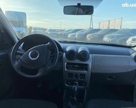 Білий Дачія Sandero, об'ємом двигуна 1.2 л та пробігом 133 тис. км за 4990 $, фото 28 на Automoto.ua