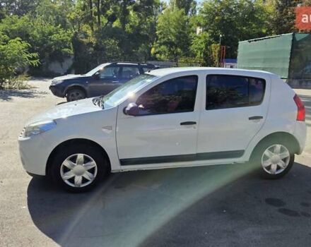 Дачия Сандеро 2010 в Киеве на Automoto.ua Белый Дачия Сандеро, объемом двигателя 1.4 л и пробегом 149 тыс. км за 4700 $, фото 3 на Automoto.ua