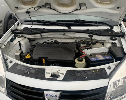Білий Дачія Sandero, об'ємом двигуна 1.15 л та пробігом 147 тис. км за 4500 $, фото 5 на Automoto.ua
