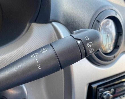 Белый Дачия Сандеро, объемом двигателя 1.2 л и пробегом 133 тыс. км за 4940 $, фото 6 на Automoto.ua