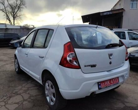 Білий Дачія Sandero, об'ємом двигуна 1.6 л та пробігом 147 тис. км за 5900 $, фото 6 на Automoto.ua