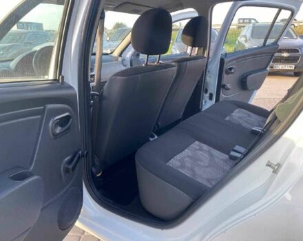 Белый Дачия Сандеро, объемом двигателя 1.2 л и пробегом 133 тыс. км за 4940 $, фото 12 на Automoto.ua