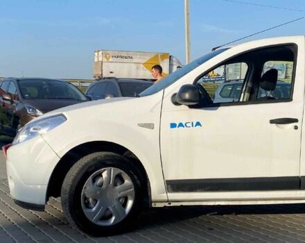 Белый Дачия Сандеро, объемом двигателя 1.2 л и пробегом 133 тыс. км за 4940 $, фото 1 на Automoto.ua