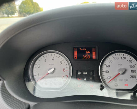 Білий Дачія Sandero, об'ємом двигуна 1.15 л та пробігом 230 тис. км за 3700 $, фото 12 на Automoto.ua