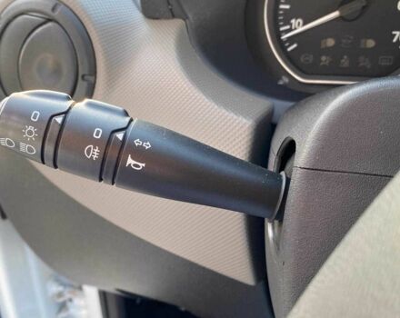 Белый Дачия Сандеро, объемом двигателя 1.2 л и пробегом 133 тыс. км за 4940 $, фото 16 на Automoto.ua