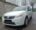 Белый Дачия Сандеро, объемом двигателя 1.2 л и пробегом 168 тыс. км за 4300 $, фото 1 на Automoto.ua