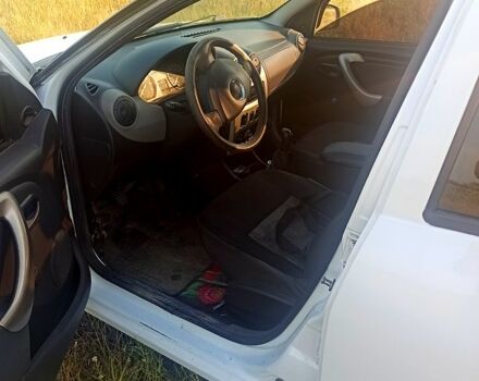 Белый Дачия Сандеро, объемом двигателя 1.1 л и пробегом 184 тыс. км за 3500 $, фото 4 на Automoto.ua