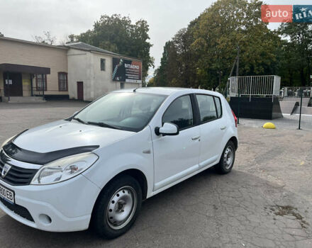 Білий Дачія Sandero, об'ємом двигуна 1.15 л та пробігом 230 тис. км за 3700 $, фото 5 на Automoto.ua
