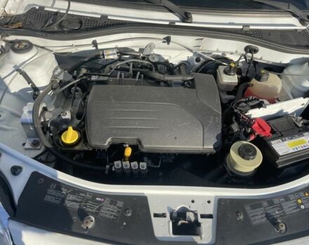 Белый Дачия Сандеро, объемом двигателя 1.1 л и пробегом 232 тыс. км за 3600 $, фото 5 на Automoto.ua