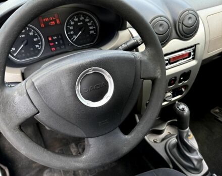 Білий Дачія Sandero, об'ємом двигуна 1.2 л та пробігом 235 тис. км за 4200 $, фото 5 на Automoto.ua