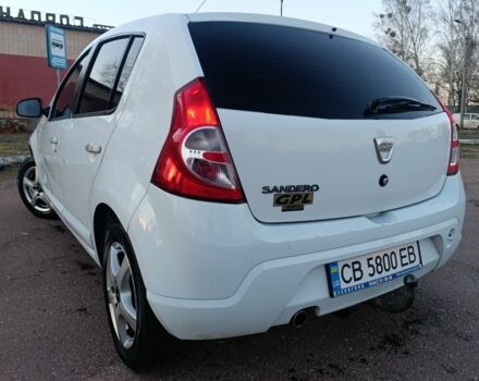 Белый Дачия Сандеро, объемом двигателя 1.1 л и пробегом 230 тыс. км за 4300 $, фото 2 на Automoto.ua