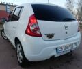 Белый Дачия Сандеро, объемом двигателя 1.1 л и пробегом 230 тыс. км за 4300 $, фото 2 на Automoto.ua