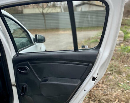 Білий Дачія Sandero, об'ємом двигуна 1.15 л та пробігом 186 тис. км за 3250 $, фото 13 на Automoto.ua