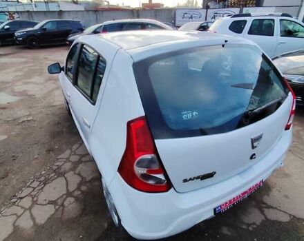 Білий Дачія Sandero, об'ємом двигуна 1.6 л та пробігом 147 тис. км за 5900 $, фото 12 на Automoto.ua