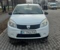 Белый Дачия Сандеро, объемом двигателя 1.4 л и пробегом 336 тыс. км за 2700 $, фото 1 на Automoto.ua