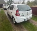 Белый Дачия Сандеро, объемом двигателя 1.2 л и пробегом 150 тыс. км за 4500 $, фото 1 на Automoto.ua