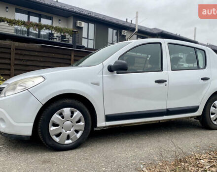 Білий Дачія Sandero, об'ємом двигуна 1.15 л та пробігом 186 тис. км за 3250 $, фото 2 на Automoto.ua
