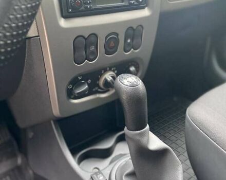 Белый Дачия Сандеро, объемом двигателя 1.4 л и пробегом 255 тыс. км за 4200 $, фото 20 на Automoto.ua