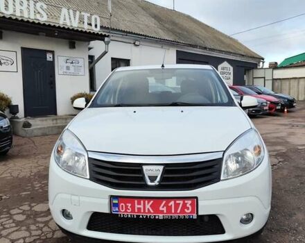 Білий Дачія Sandero, об'ємом двигуна 1.6 л та пробігом 147 тис. км за 5900 $, фото 1 на Automoto.ua