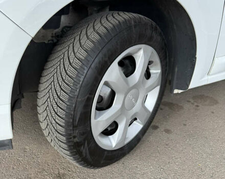 Белый Дачия Сандеро, объемом двигателя 1.6 л и пробегом 160 тыс. км за 5900 $, фото 24 на Automoto.ua