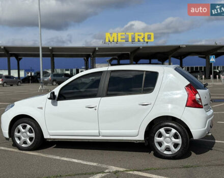 Белый Дачия Сандеро, объемом двигателя 1.6 л и пробегом 160 тыс. км за 5900 $, фото 5 на Automoto.ua