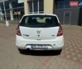Білий Дачія Sandero, об'ємом двигуна 1.2 л та пробігом 220 тис. км за 4250 $, фото 1 на Automoto.ua