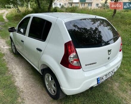 Білий Дачія Sandero, об'ємом двигуна 1.15 л та пробігом 157 тис. км за 4000 $, фото 6 на Automoto.ua