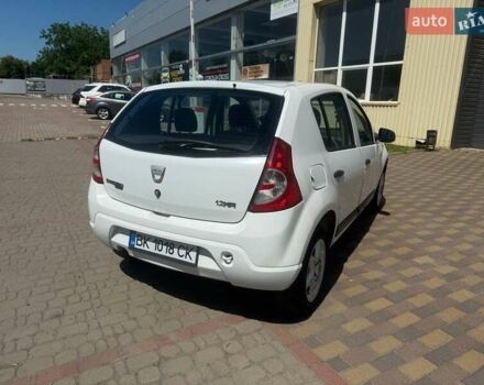 Білий Дачія Sandero, об'ємом двигуна 1.15 л та пробігом 219 тис. км за 4100 $, фото 4 на Automoto.ua