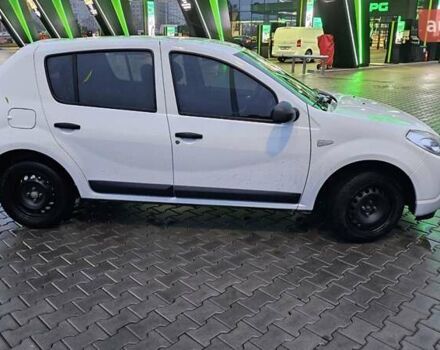 Белый Дачия Сандеро, объемом двигателя 1.5 л и пробегом 252 тыс. км за 5000 $, фото 4 на Automoto.ua