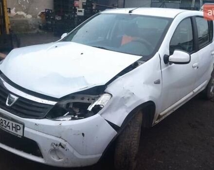 Белый Дачия Сандеро, объемом двигателя 1.2 л и пробегом 155 тыс. км за 1777 $, фото 1 на Automoto.ua